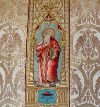 White Roman Vestment 9122